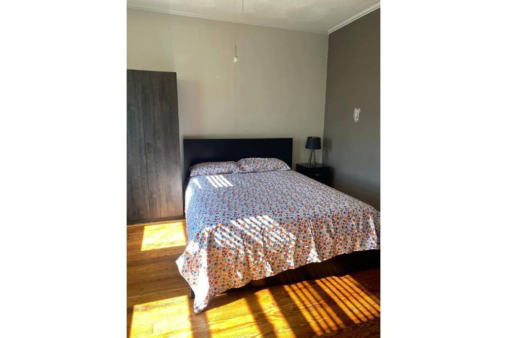 Photo of Bedroom in Everett