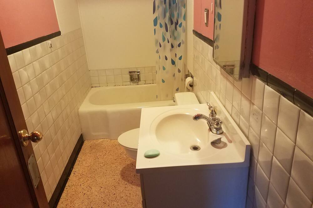 Photo of Bathroom in Maplewood