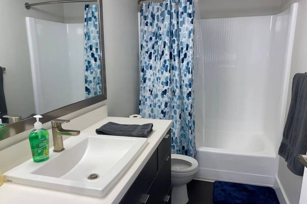 Photo of Bathroom in Beverly Hills