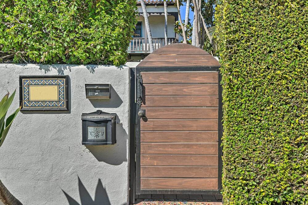 Photo of Outdoor in Pacific Palisades