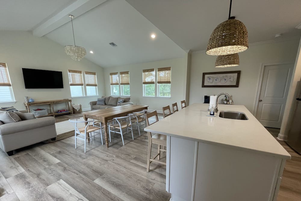 Photo of Kitchen in Waveland