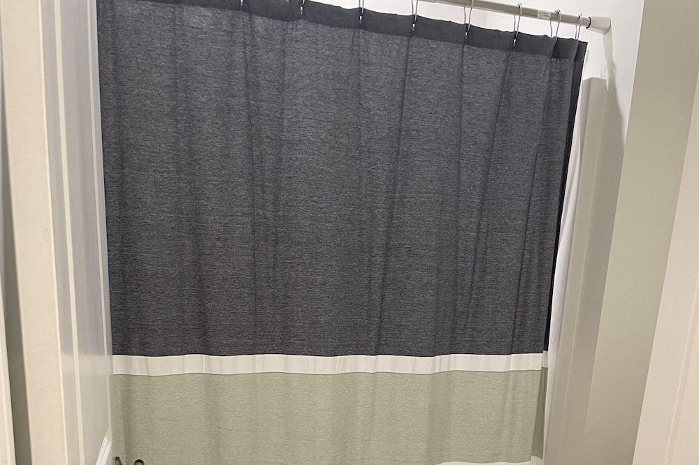 Photo of Bedroom in Waveland