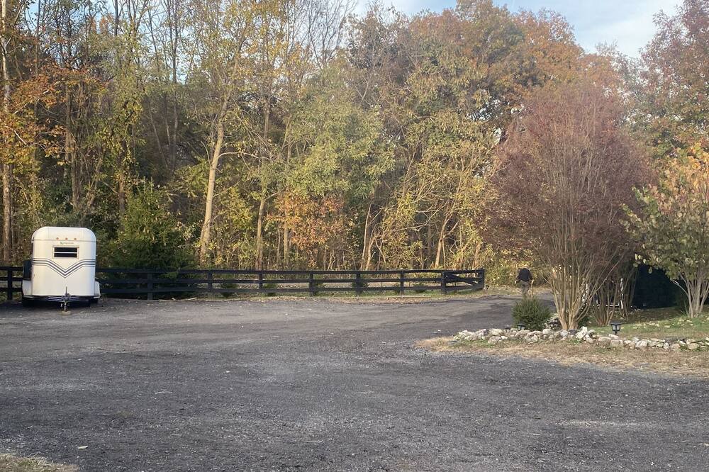 Photo of Others in Aldie