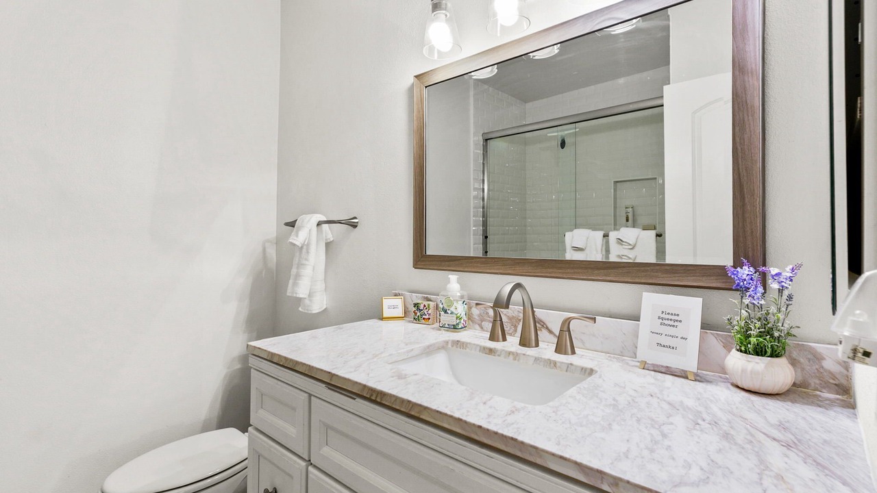 Photo of Bathroom in Mira Monte