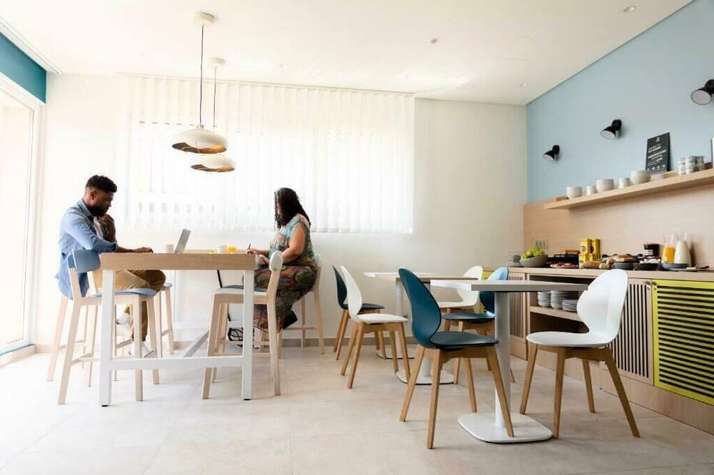 Photo of Kitchen in Le Port sous la Lune