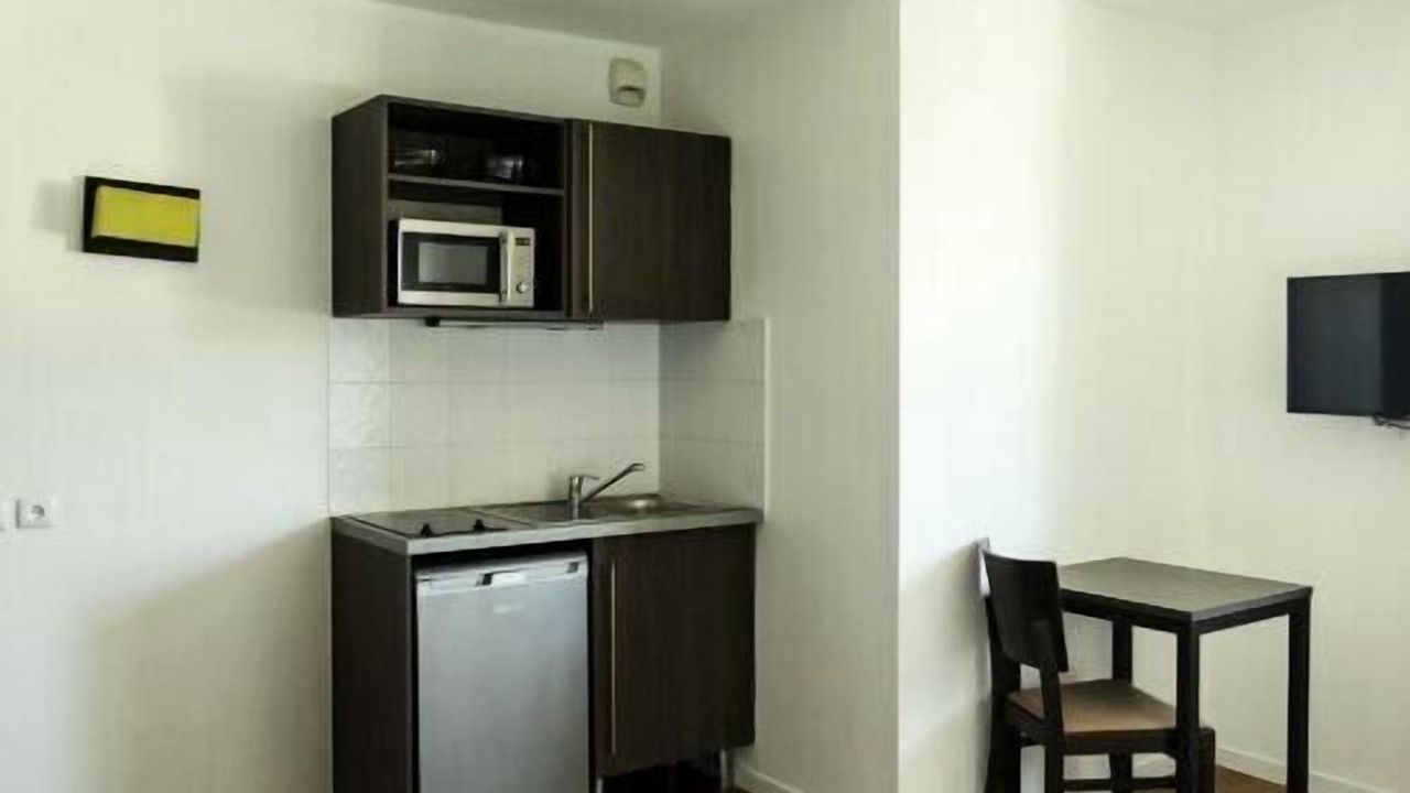 Photo of Kitchen in Le Port sous la Lune