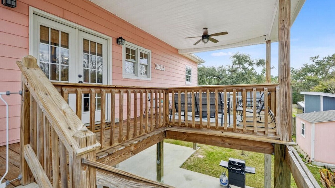 Photo of Outdoor in Waveland