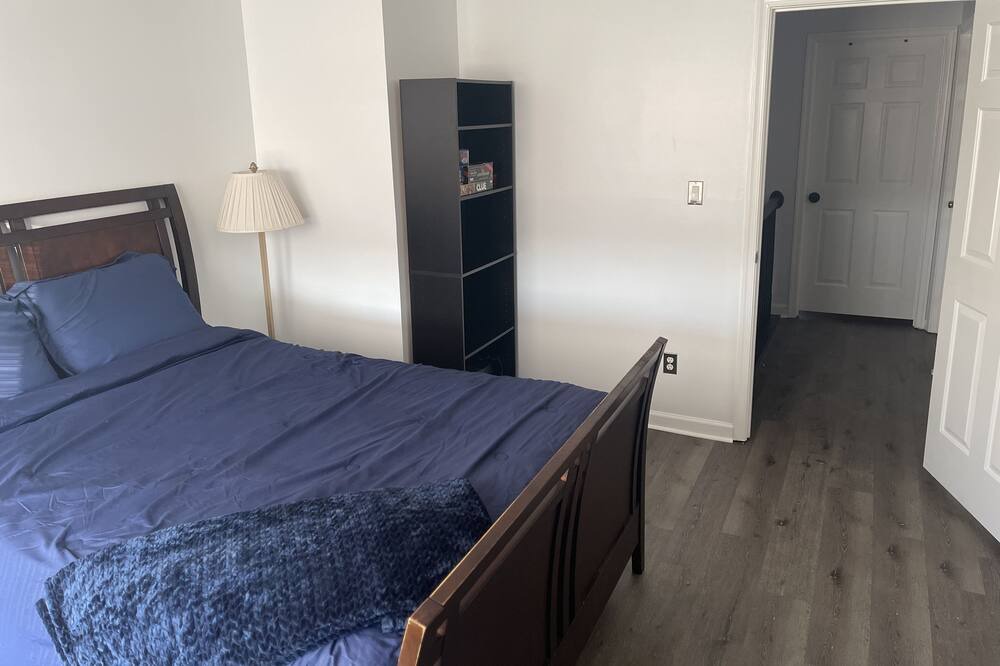Photo of Bedroom in Aldie