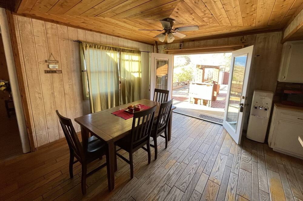 Photo of Kitchen in Bodfish