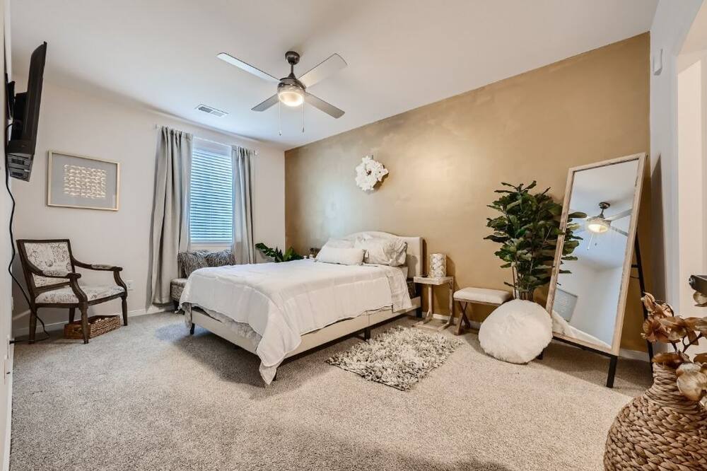 Photo of Bedroom in Downtown Baltimore