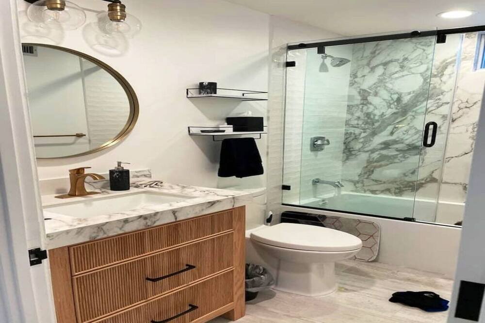 Photo of Bathroom in Venice Canals