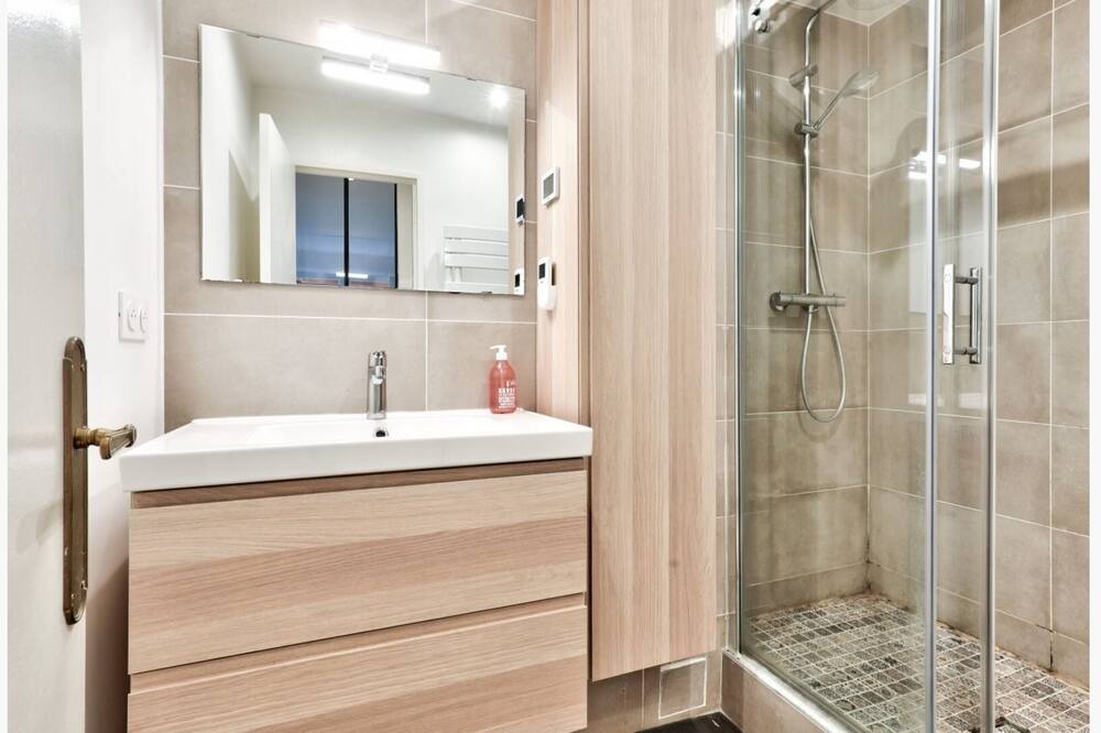 Photo of Bathroom in Prince–Marmottan