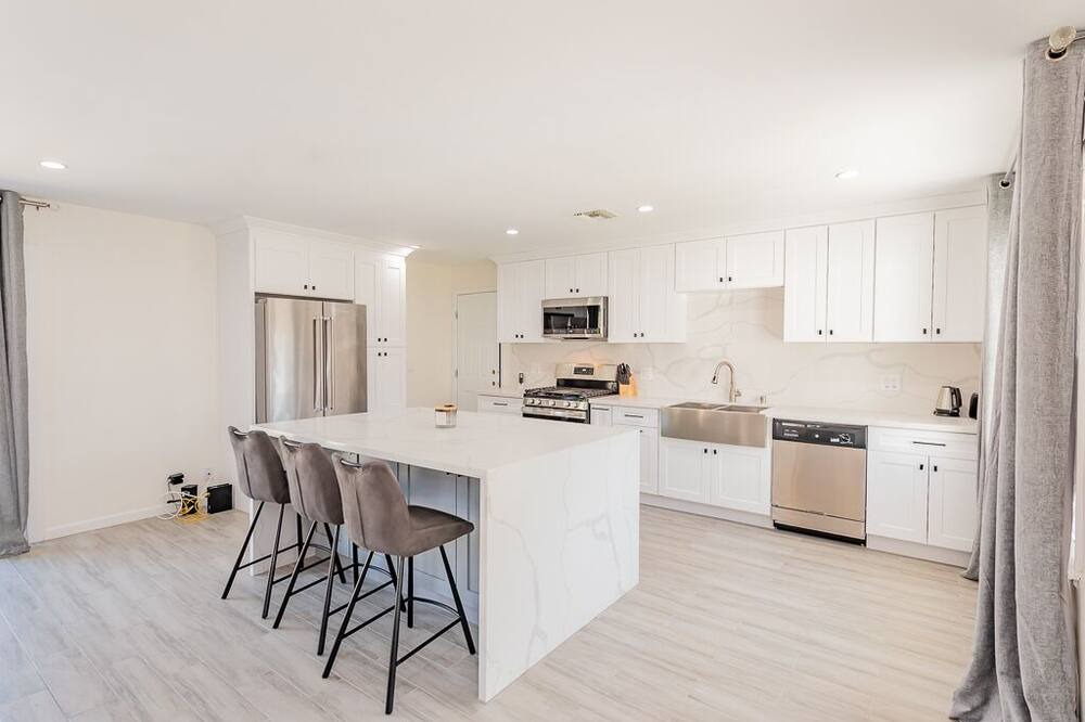 Photo of Kitchen in West Hills