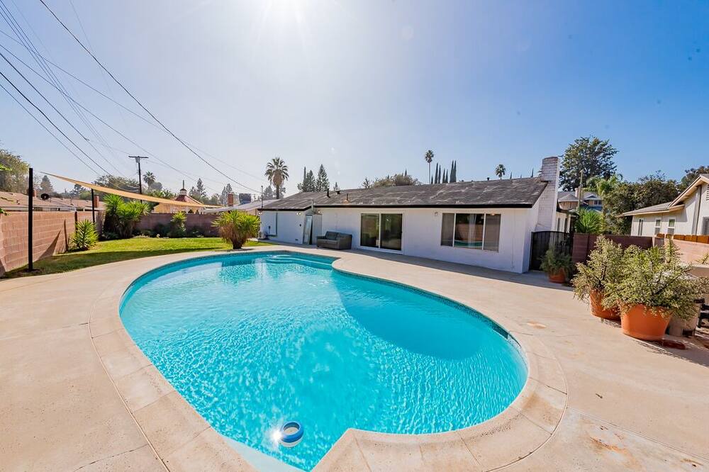 Photo of Outdoor in West Hills