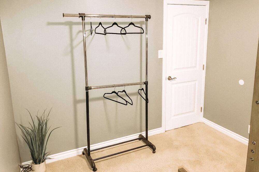 Photo of Bedroom in Pomona