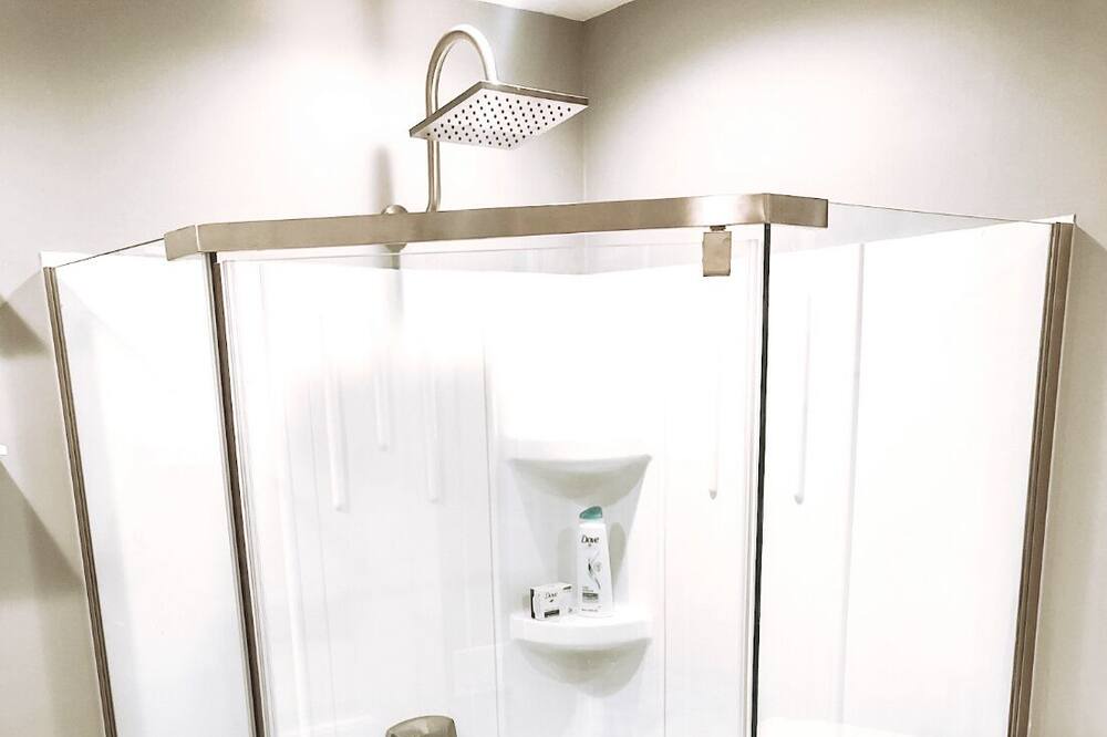Photo of Bathroom in Pomona