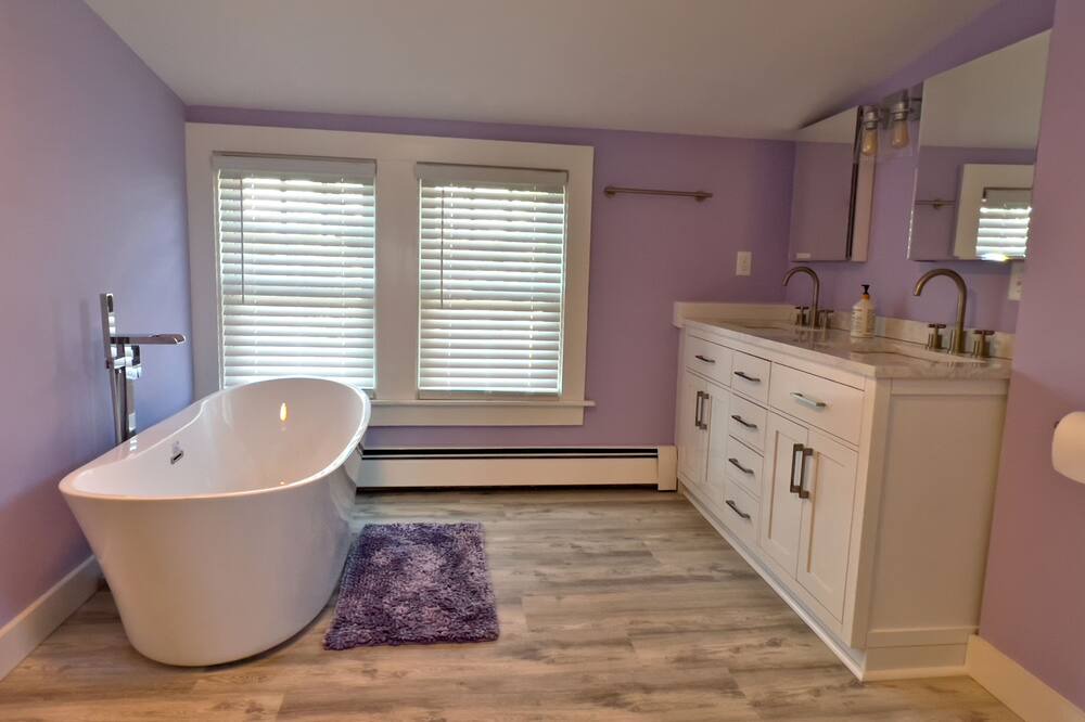 Photo of Bathroom in Wareham Center