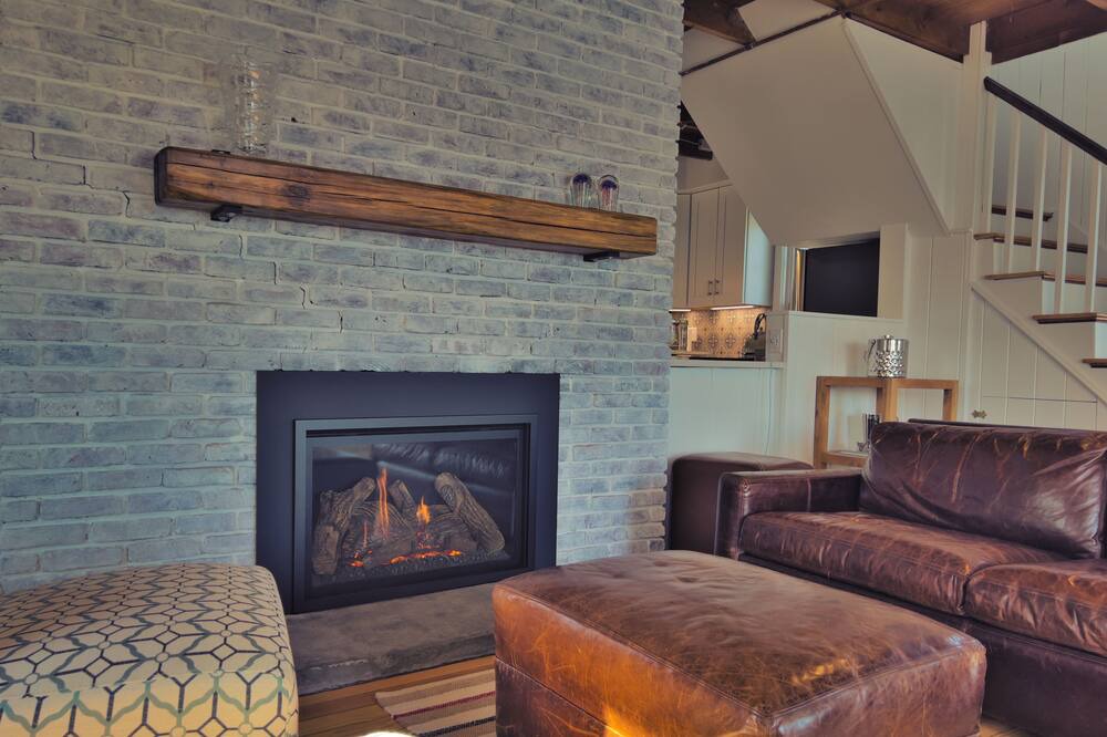 Photo of Livingroom in Wareham Center
