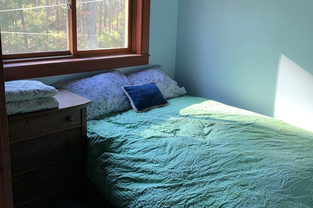 Photo of Bedroom in Carver