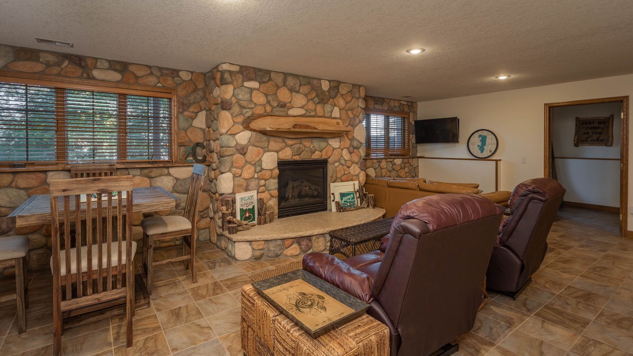 Photo of Livingroom in Alexandria