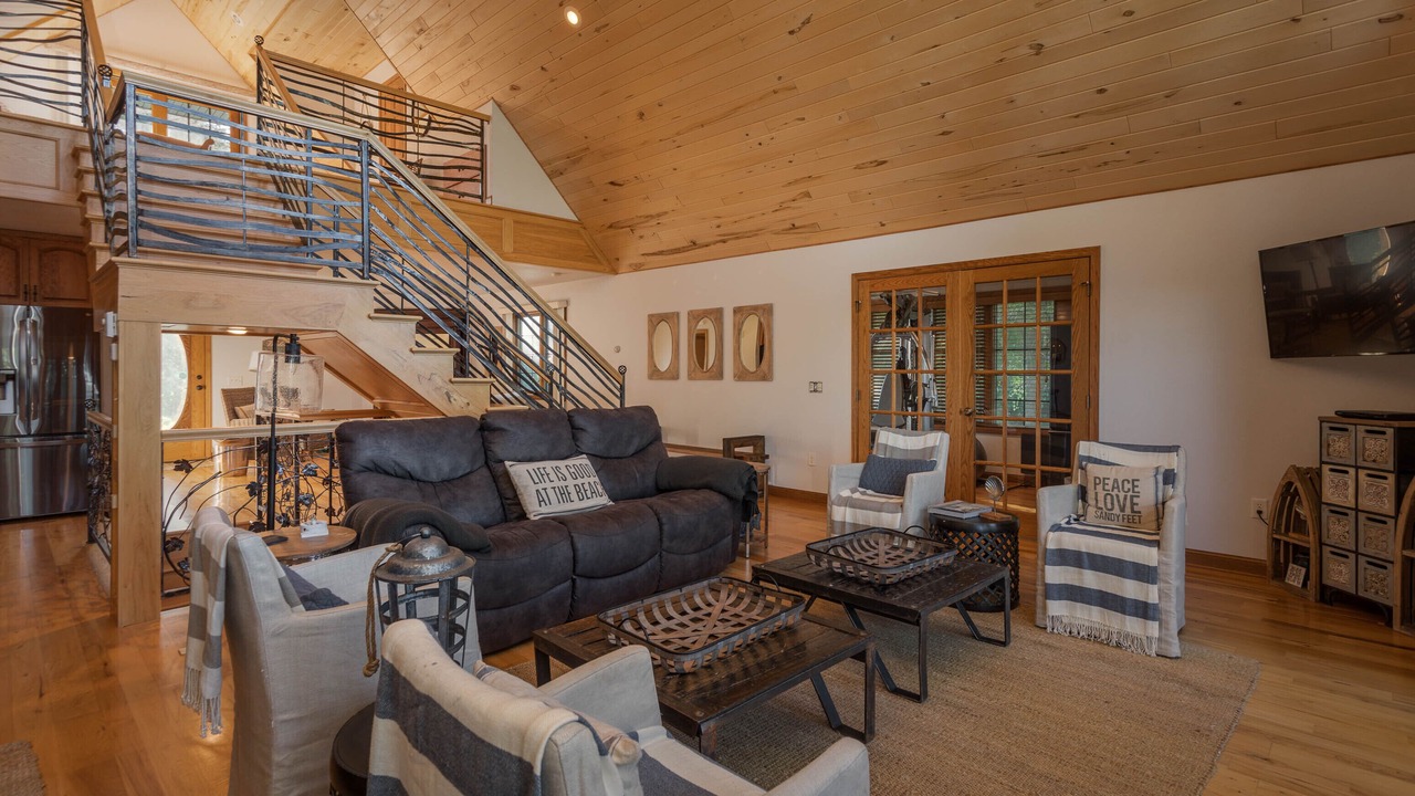 Photo of Livingroom in Alexandria