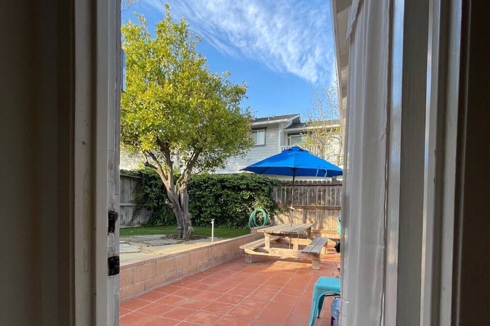 Photo of Outdoor in Oak Park