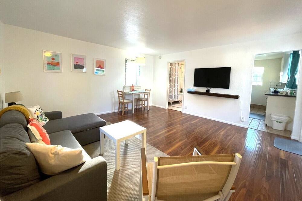 Photo of Bedroom in Oak Park