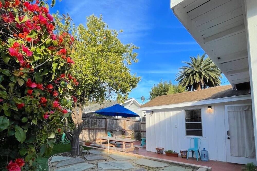 Photo of Outdoor in Oak Park
