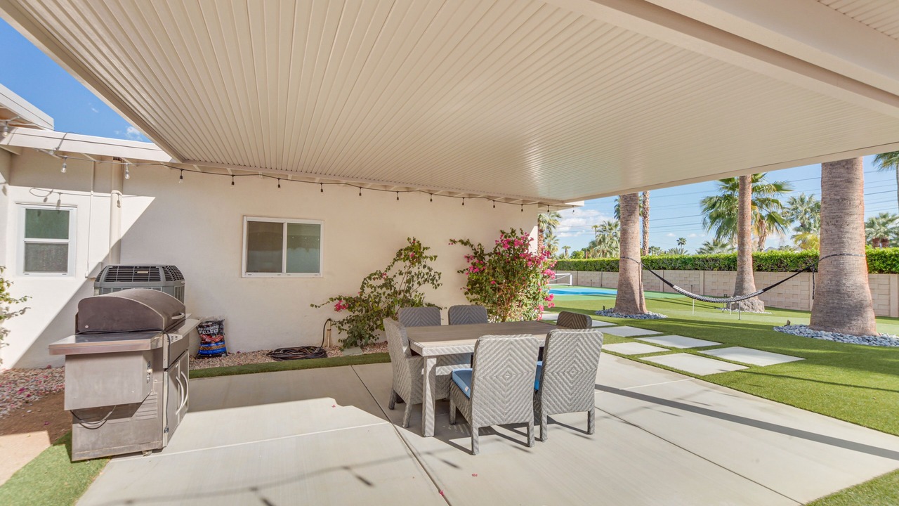 Photo of Patio Balcony in Vista Las Palmas