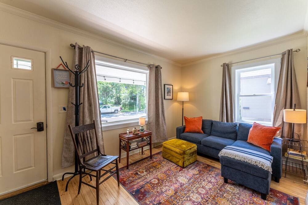 Photo of Livingroom in Ely