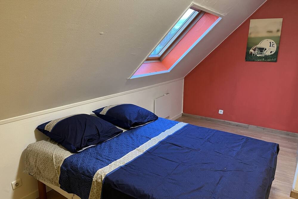 Photo of Bedroom in Goussainville