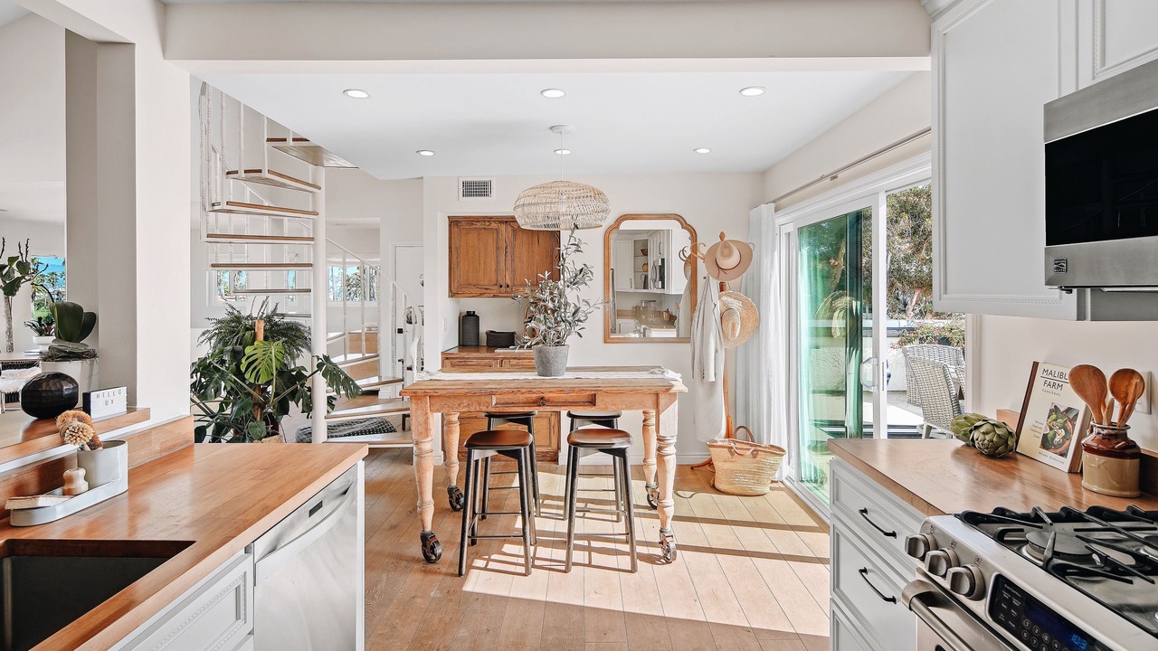 Photo of Kitchen in Oxnard Shores