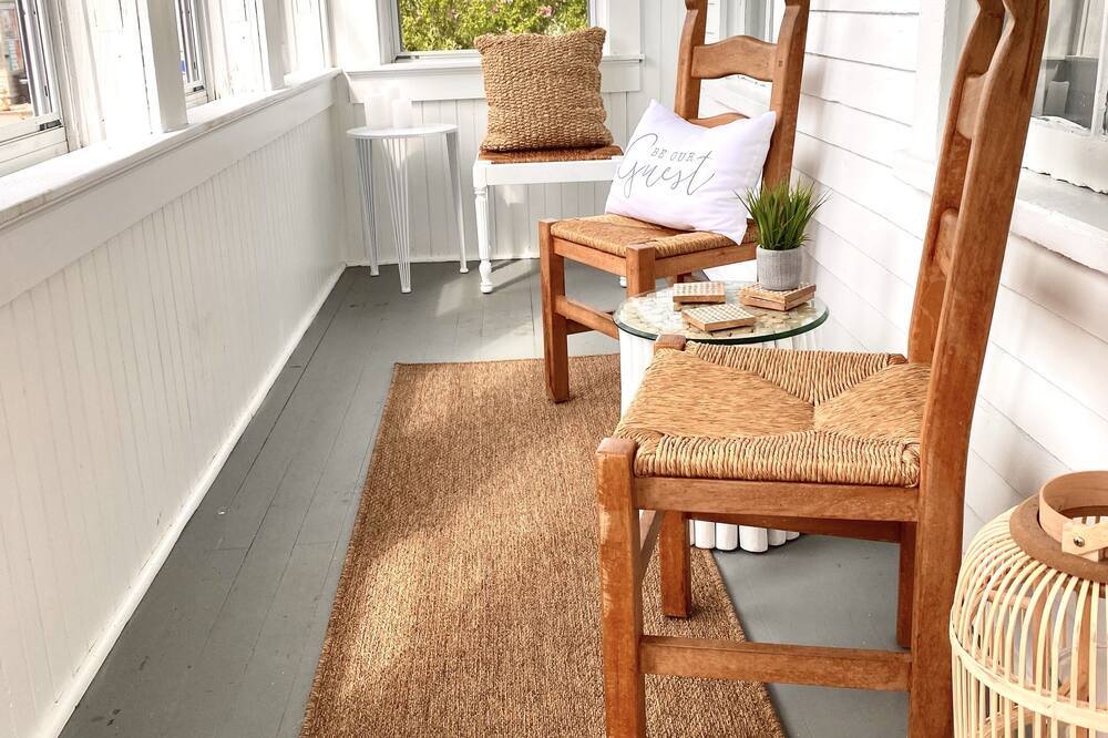 Photo of Patio Balcony in Yachting Village