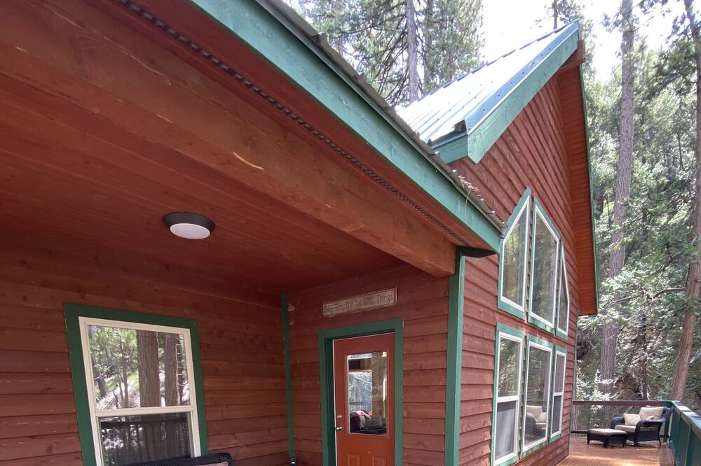 Photo of Patio Balcony in Posey