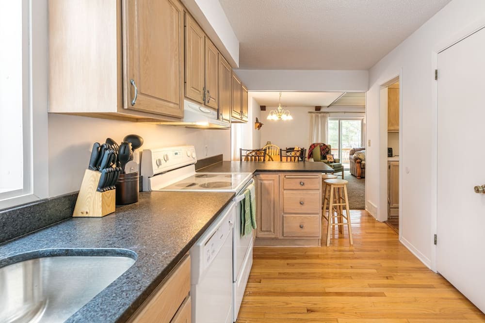 Photo of Kitchen in Crosslake