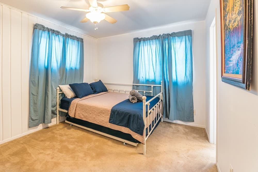 Photo of Bedroom in Crosslake