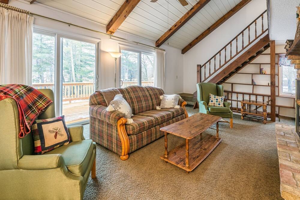 Photo of Livingroom in Crosslake