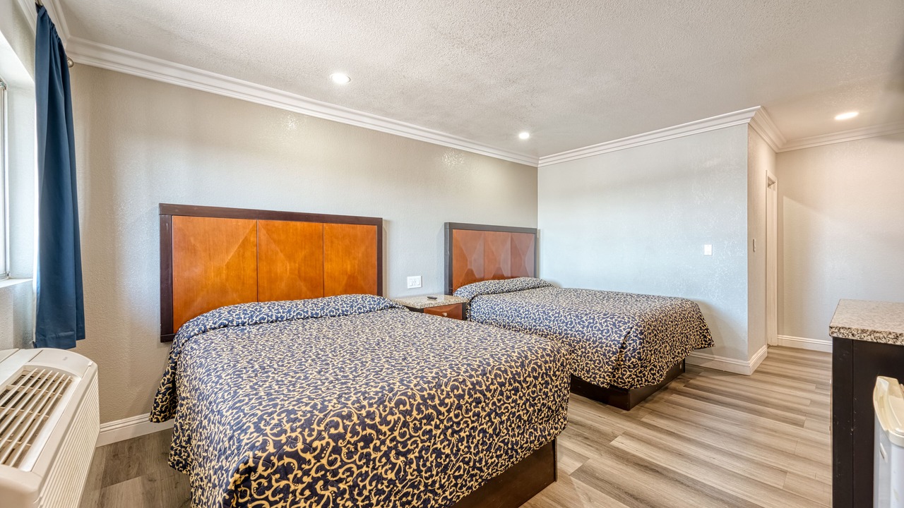 Photo of Bedroom in Mojave