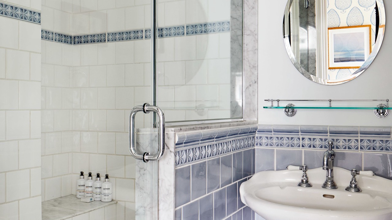 Photo of Bathroom in Cliff Walk