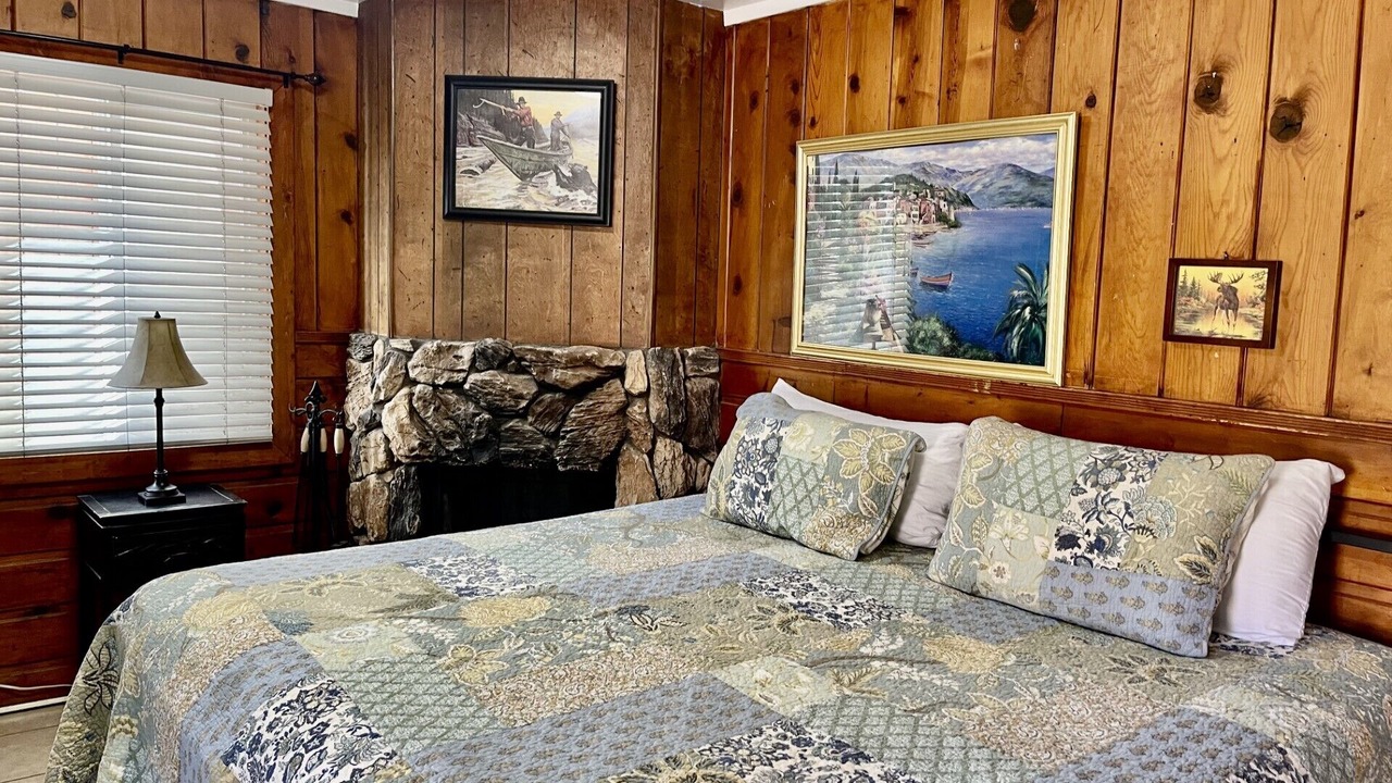 Photo of Bathroom in Big Bear Lake