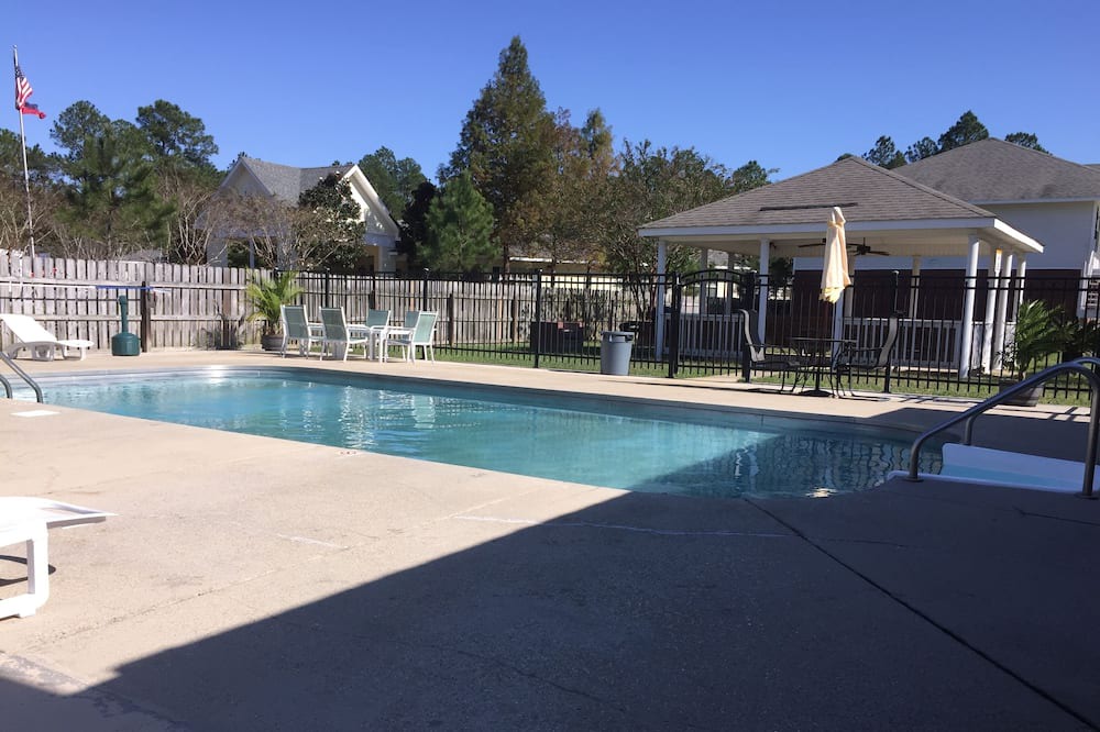 Photo of Outdoor in Gautier
