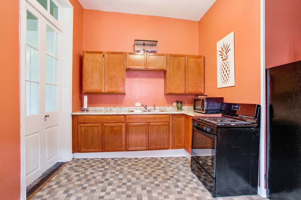 Photo of Kitchen in French Quarter