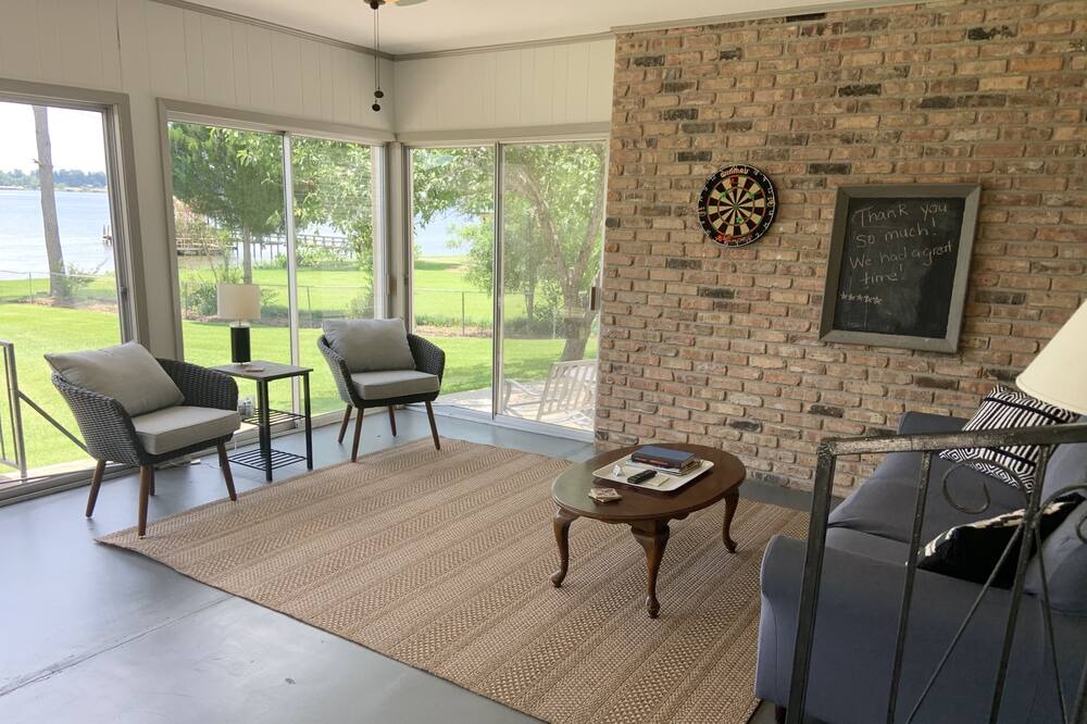 Photo of Livingroom in Ventress