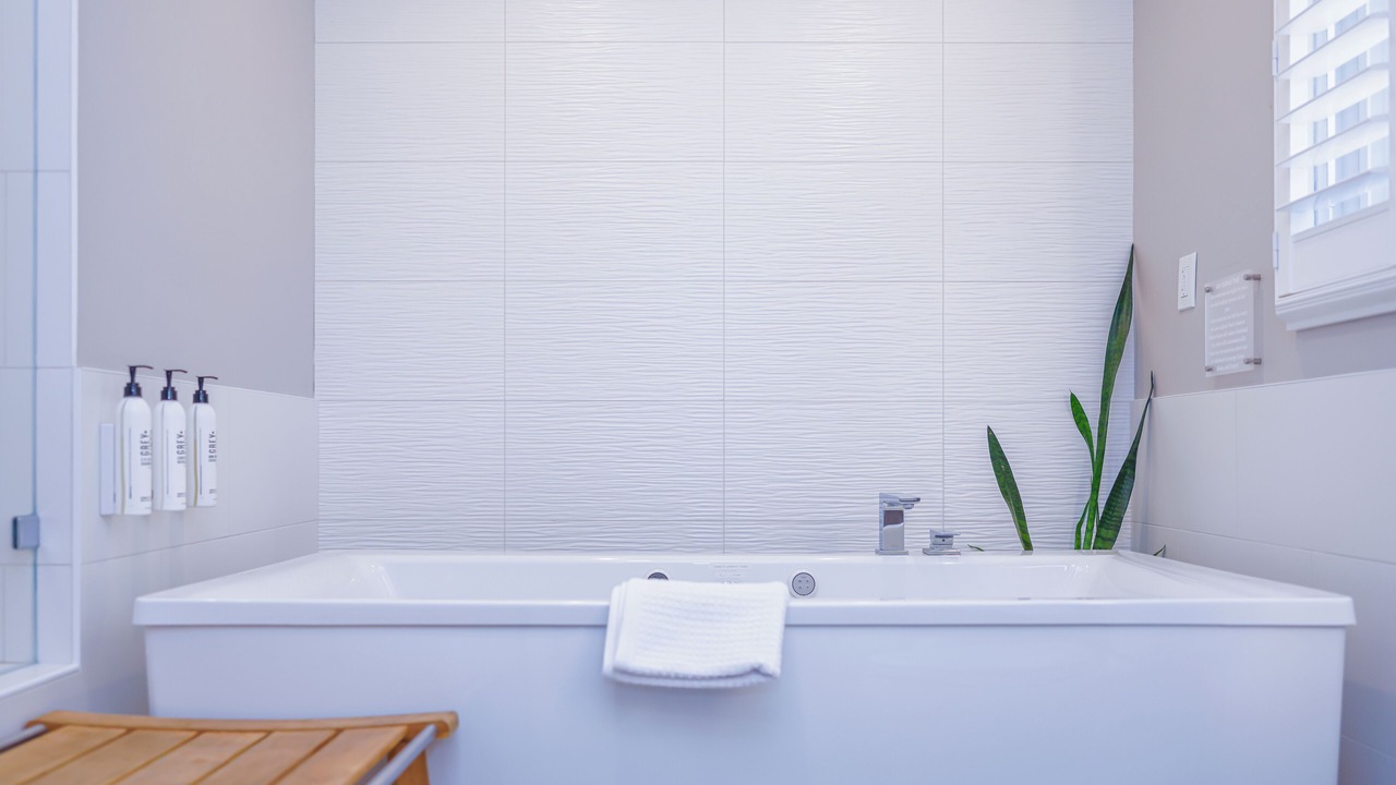 Photo of Bathroom in West Beach