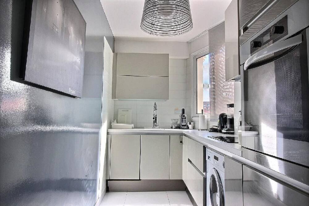 Photo of Kitchen in Notre-Dame-des-Champs