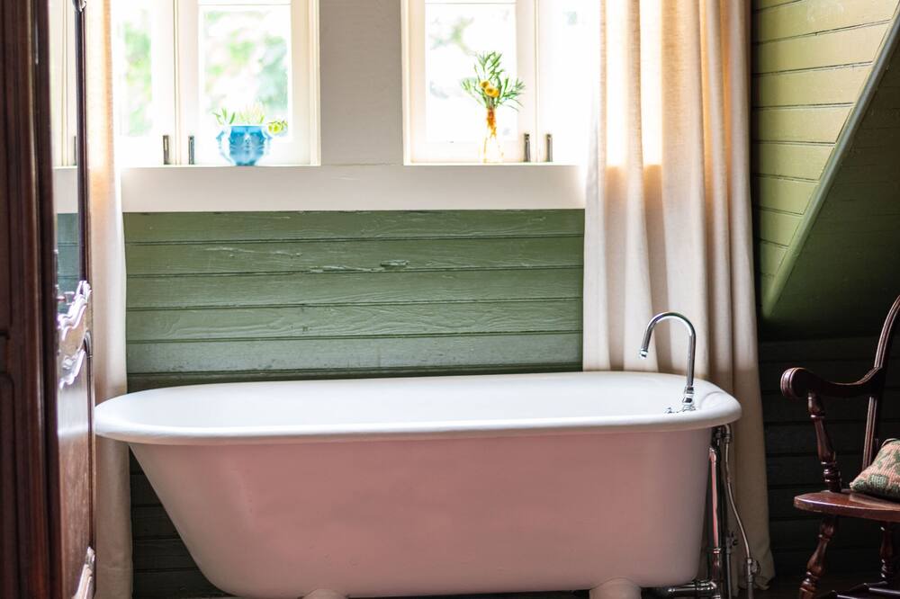 Photo of Bathroom in Treme