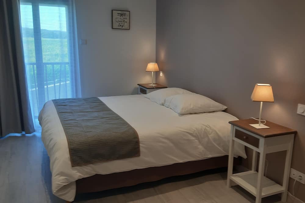 Photo of Bedroom in Othis