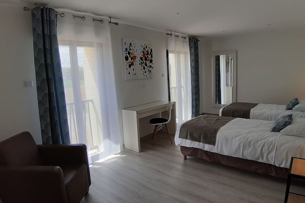 Photo of Bedroom in Othis
