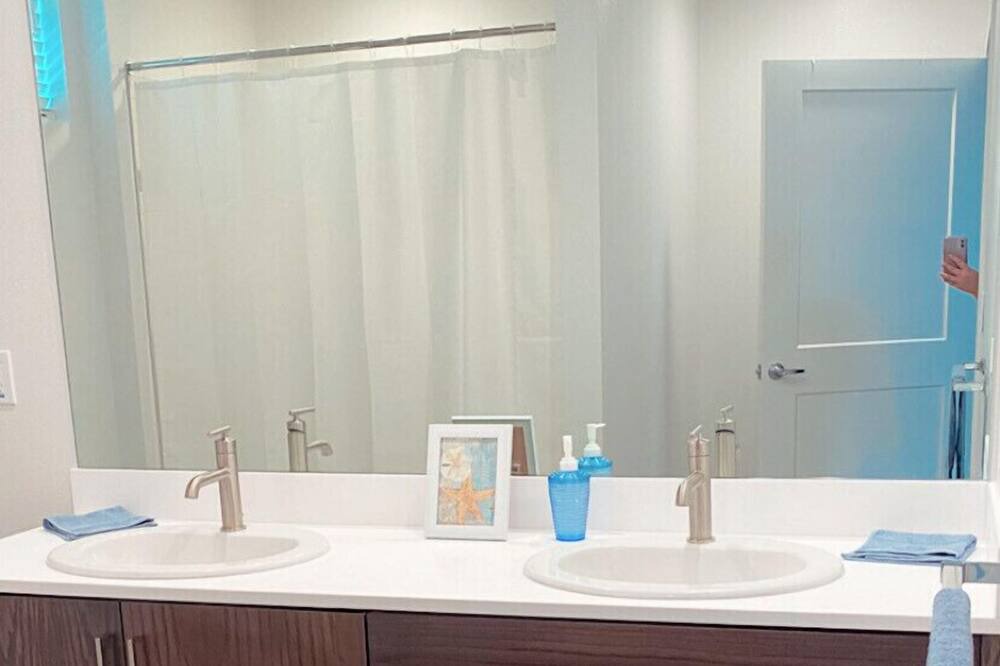 Photo of Bathroom in College Park