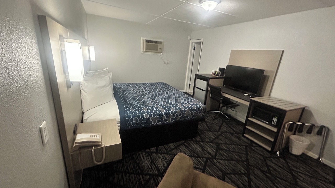 Photo of Bedroom in Oskaloosa